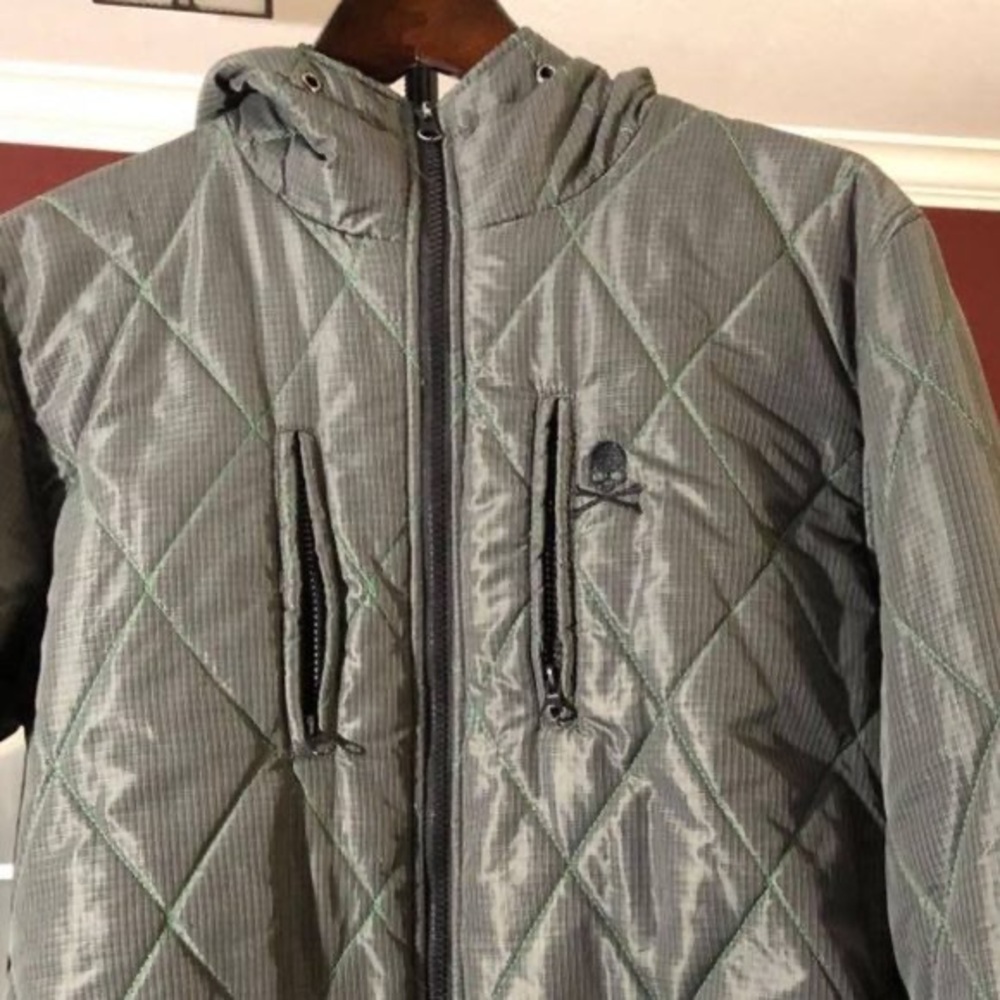 MASTERMIND Hooded Puffer Jacket